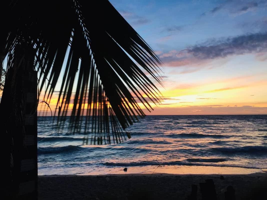 ซีเคร็ต บีช รีสอร์ท หาดสน